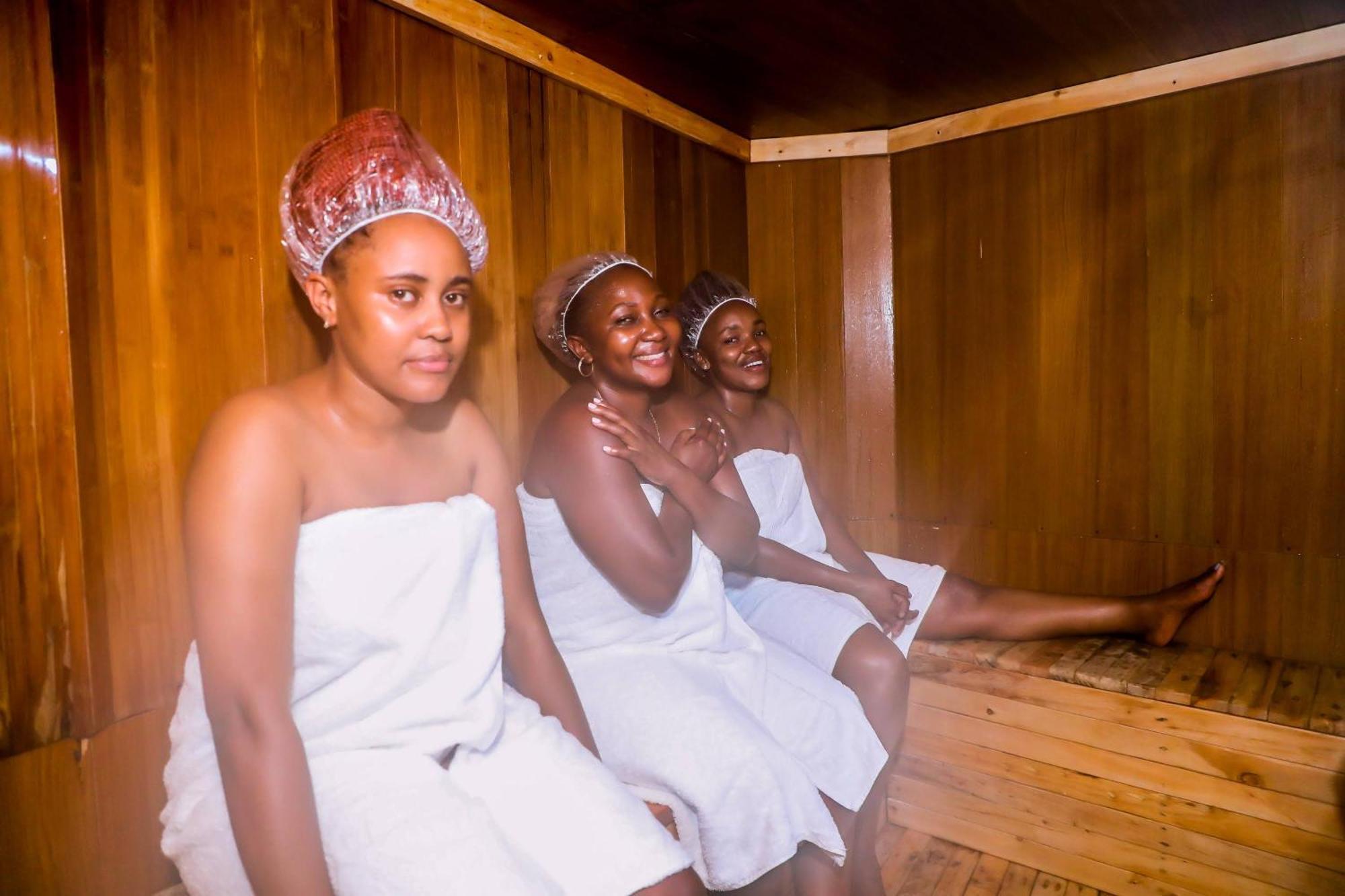 Vose Hotel & Spa Dar Es Salaam Zewnętrze zdjęcie